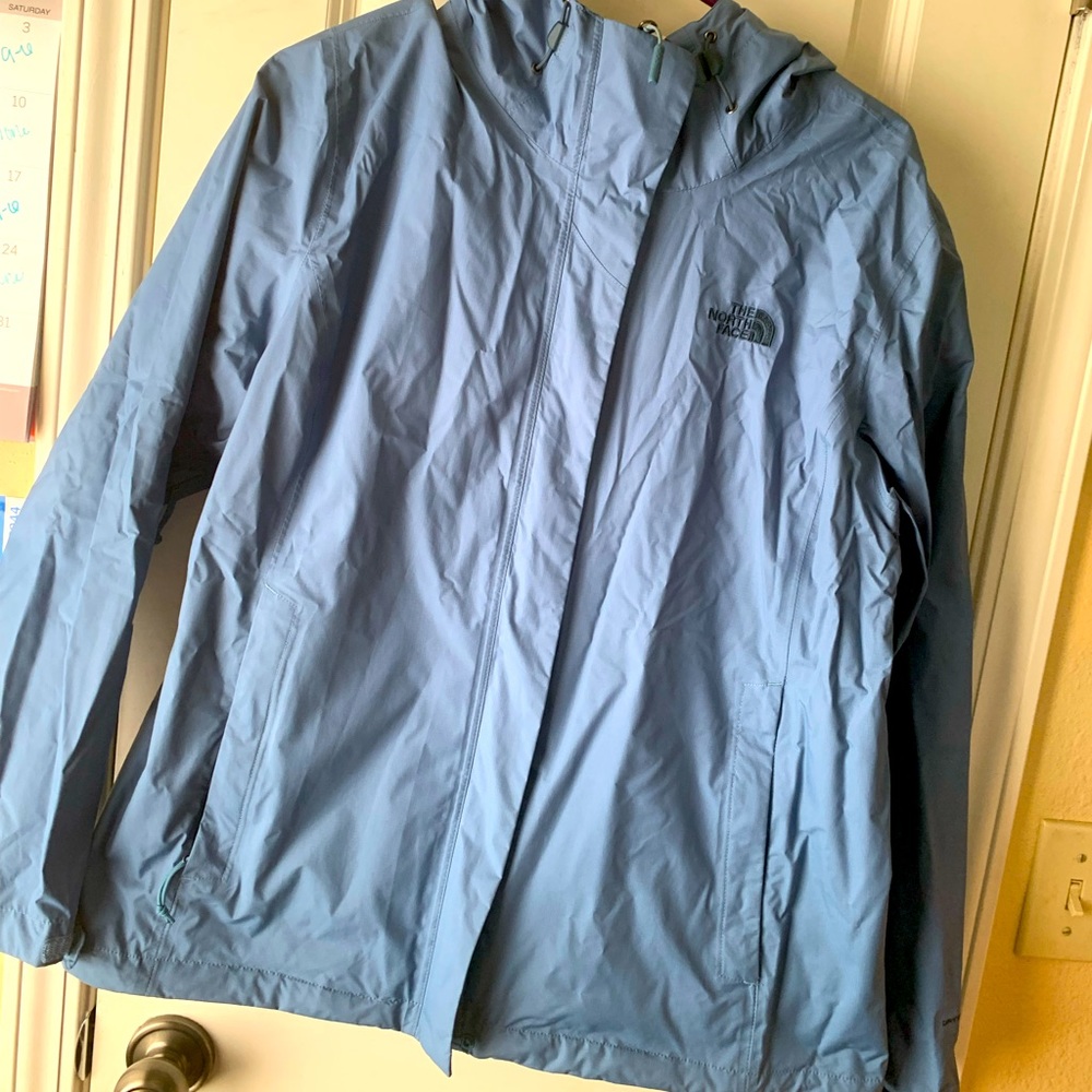North Face Women’s Light Raincoat XL Light Blue